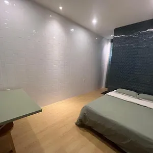 Hotel Meow & Cafe, Ho Chi Minh City