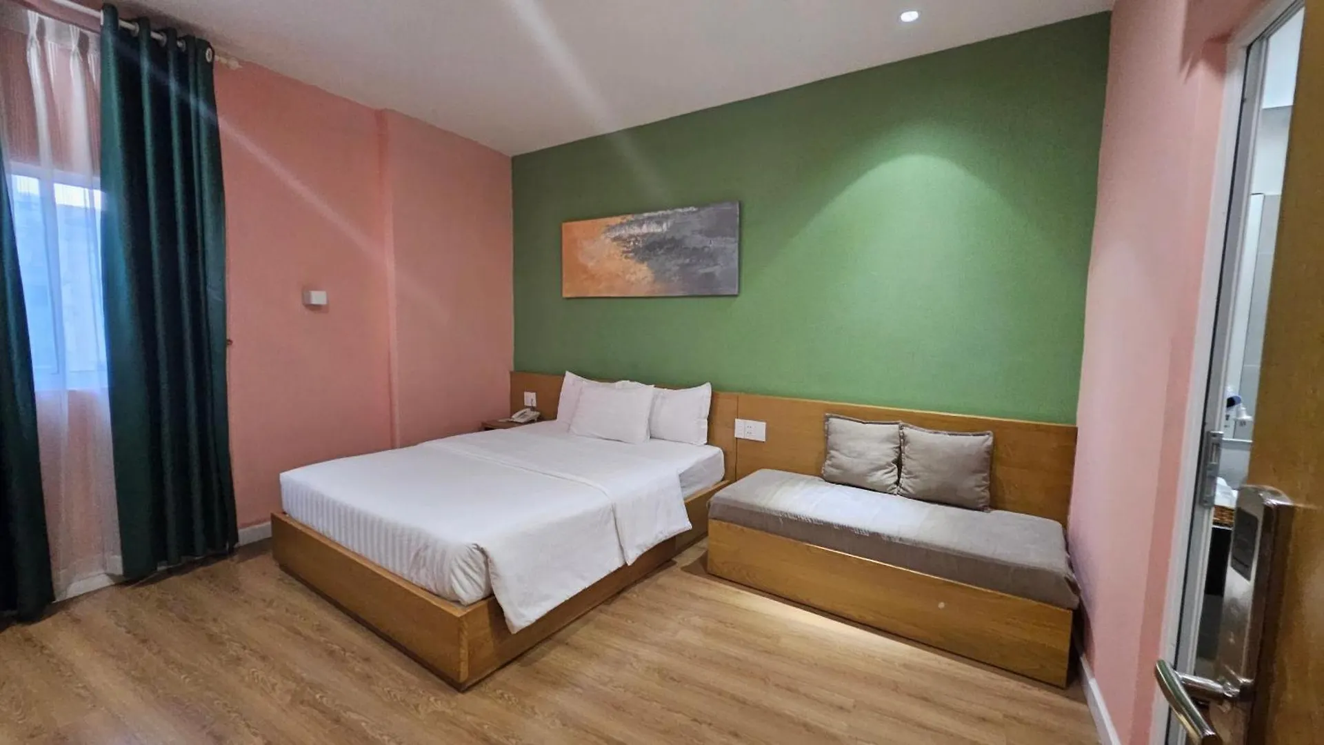 A25 Hotel - 142 Bui Thi Xuan Ho Chi Minh City Vietnam
